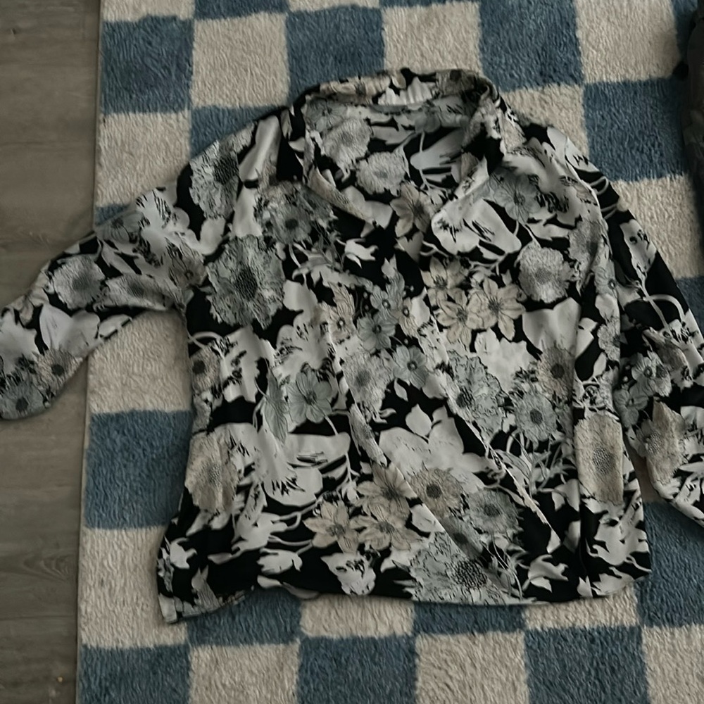 Flowered shirt